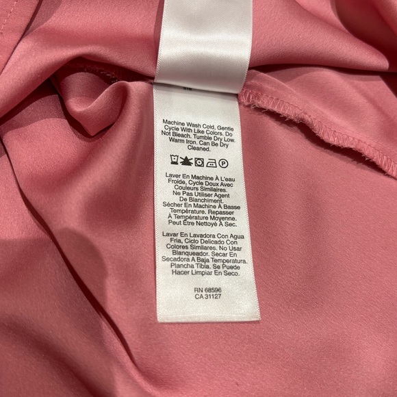 DKNY Long Sleeve oversized Rose Blouse, size XS - Picture 9 of 9